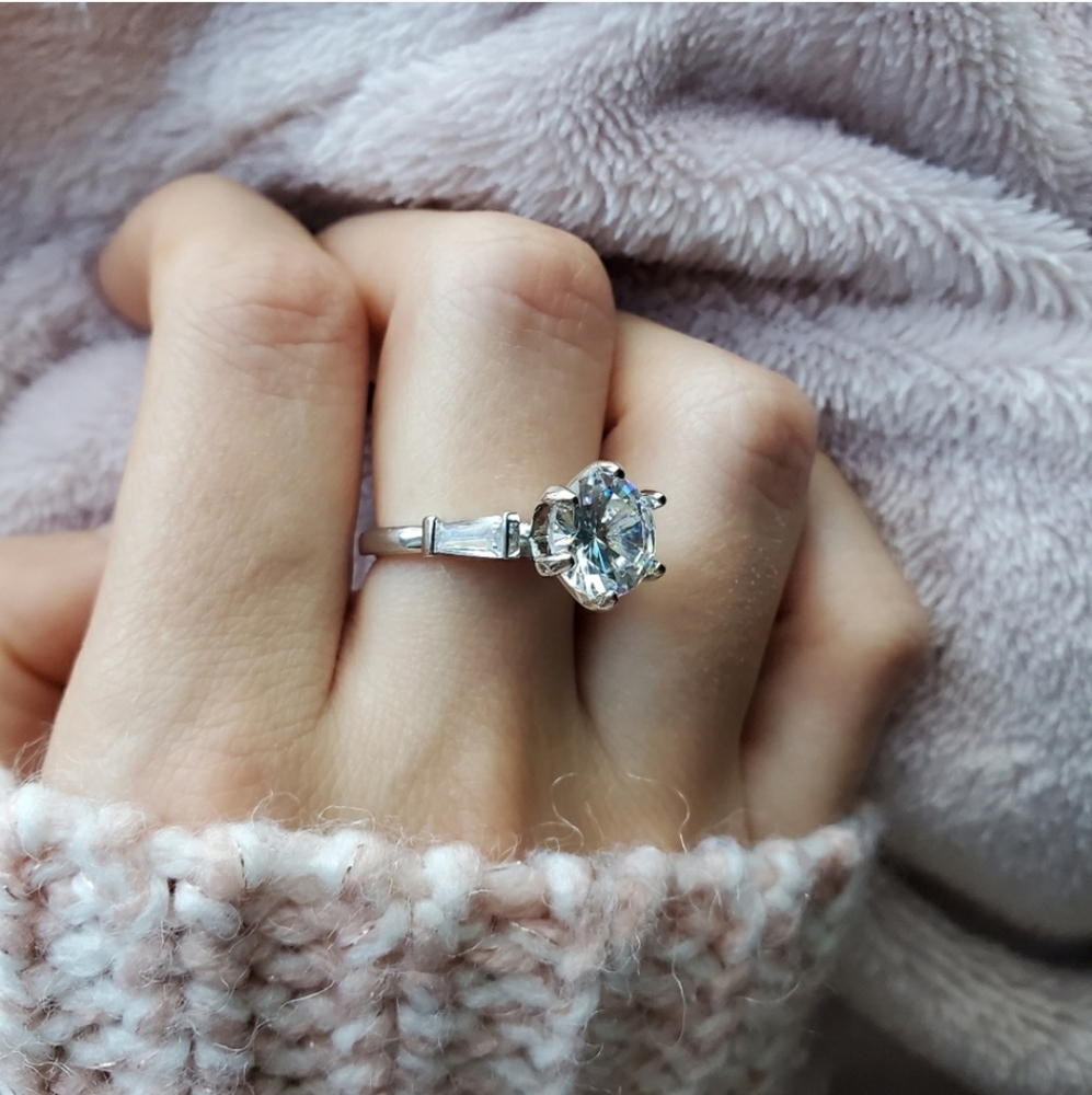 New Elegant Classic 925 Silver Wedding Ring - Picture 4 of 6